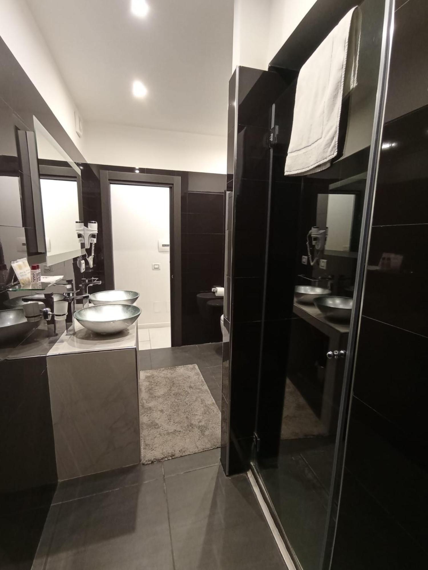 Tiffany & Babylon Luxury Stay Napels Buitenkant foto