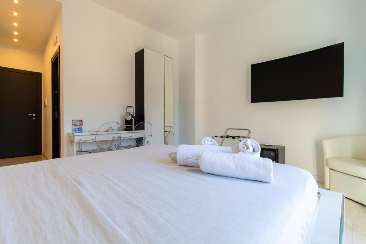 Tiffany & Babylon Luxury Stay Napels Buitenkant foto